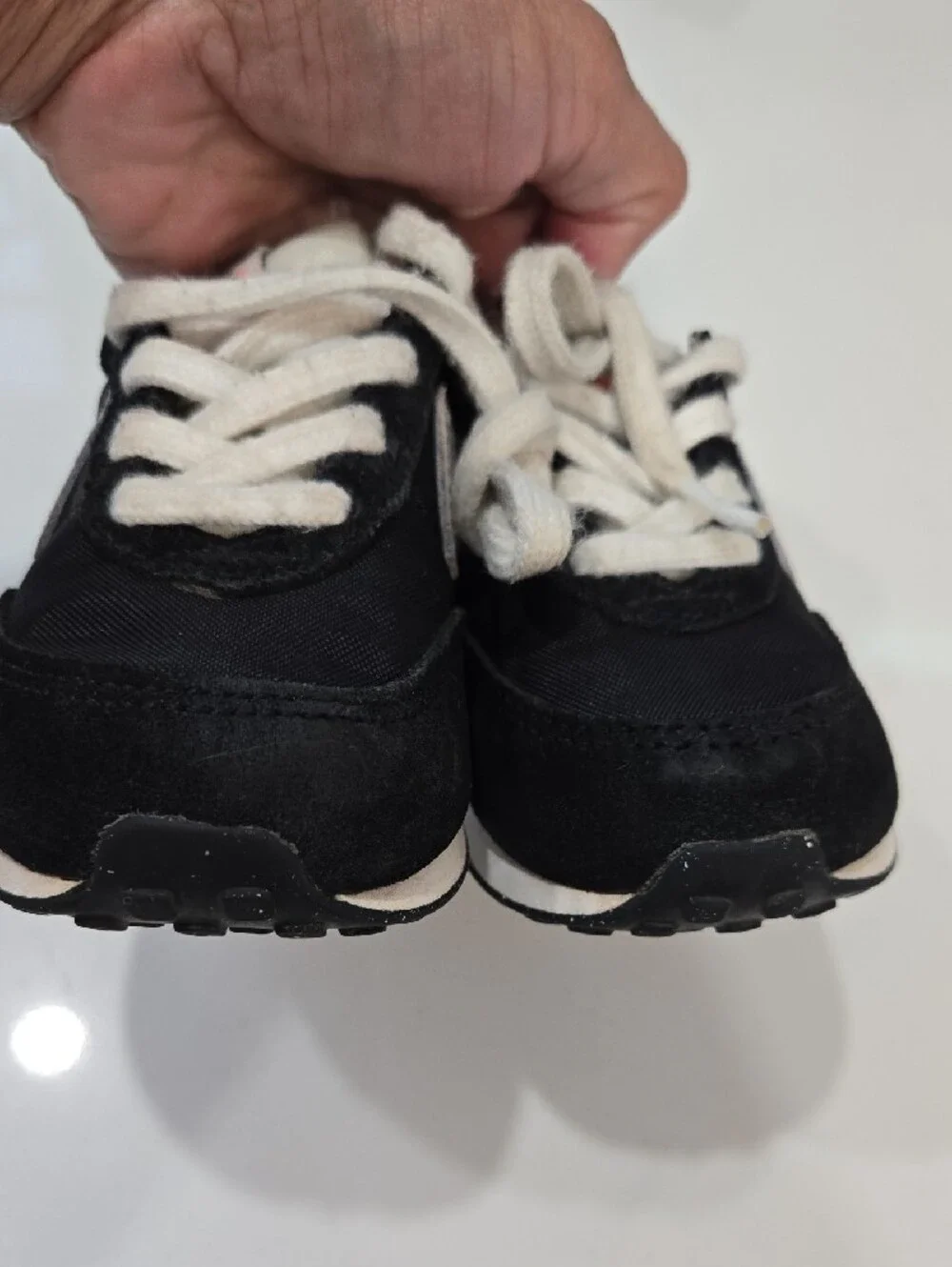 Nike Toddler Waffle Trainer2 Black and White